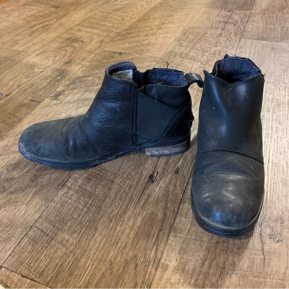 Sorel black ankle boots leather